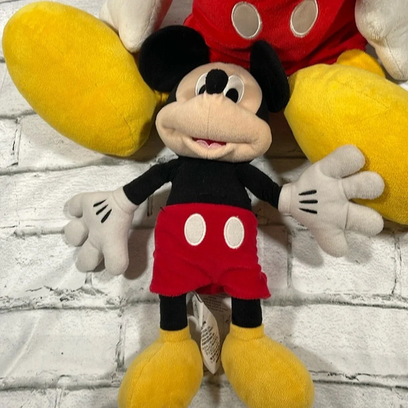 Set of two Mickey Mouse Disney plush 13” & 20” - Picture 3 of 8